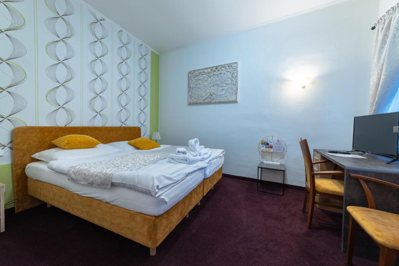 Penzion Deloris Trencin Exterior photo