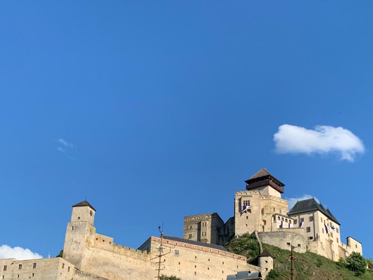 Penzion Deloris Trencin Exterior photo