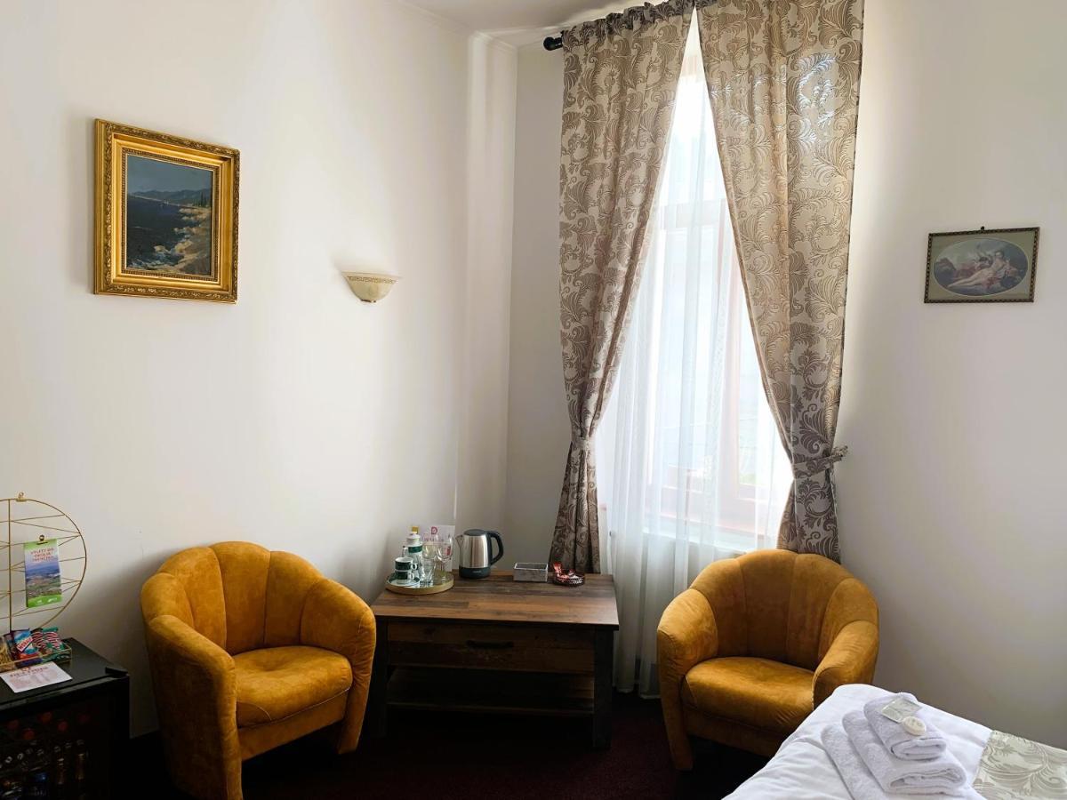 Penzion Deloris Trencin Exterior photo